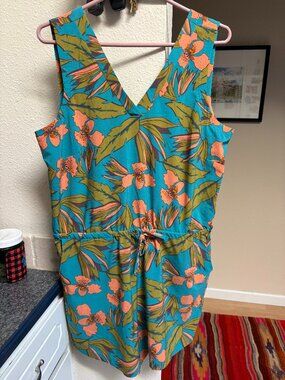 Toad&Co Romper size L